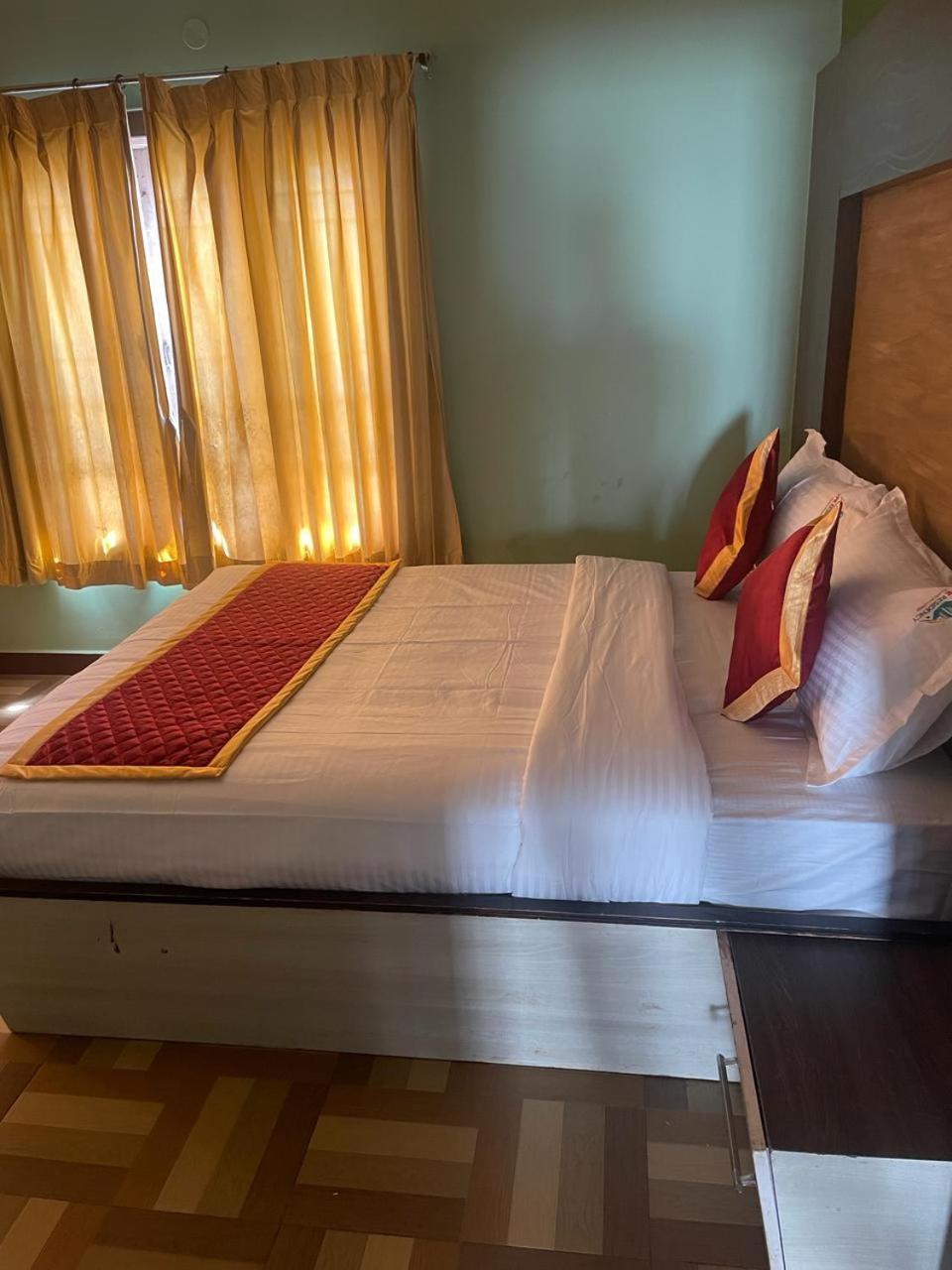 Ooty Vpr Residency Hotel Exterior photo